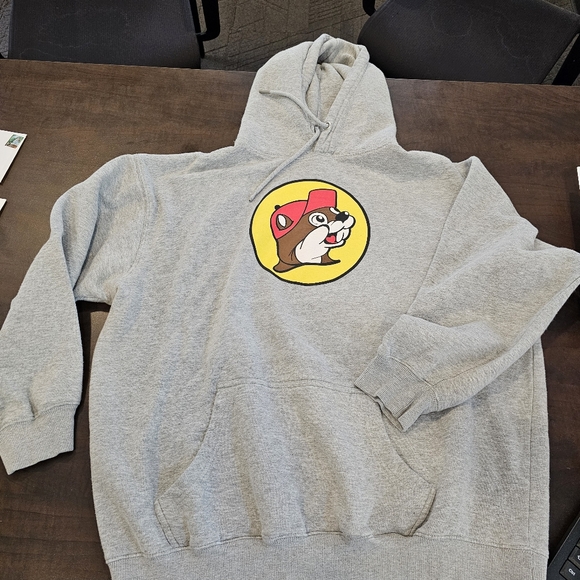 Buc-ees Hoodie Mens XLG Gray Graphic Logo Travel Vacation Sweatshirt - Picture 2 of 9